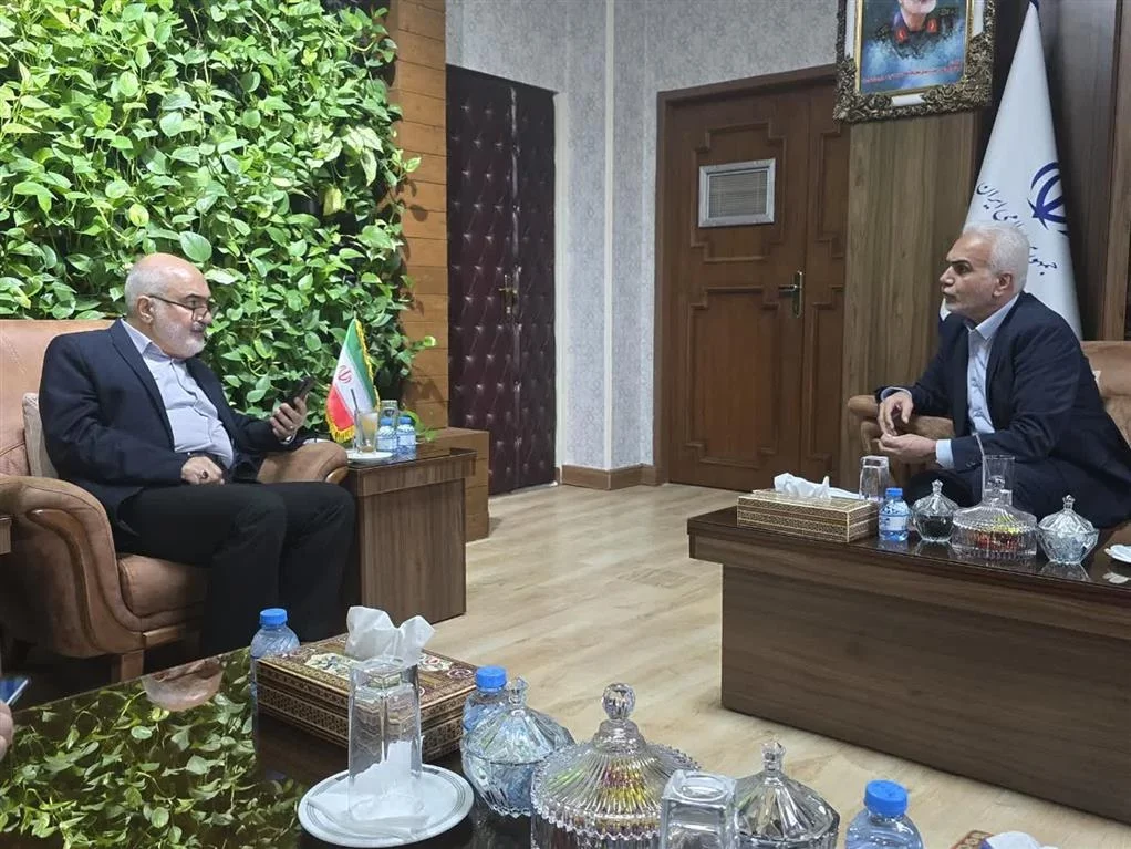 نقش پر رنگ شرکت نفت و گاز اروندان در خدمت‌رسانی به زوار اربعین حسینی(ع) در‌ مرز شلمچه/ تجلیل استاندار خوزستان از حضور فعال اروندان در خدمت‌رسانی به زوار در مرز شلمچه