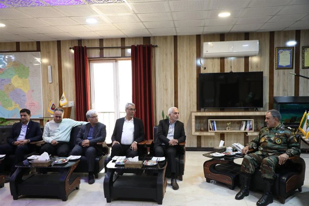 مدیرعامل شرکت نفت و گاز اروندان تاکید کرد؛هم‌افزایی نیروهای نظامی و نفتی، ضامن پایداری تولید در میادین مشترک